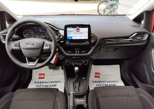 Ford Fiesta cena 89900 przebieg: 4263, rok produkcji 2022 z Poznań małe 596